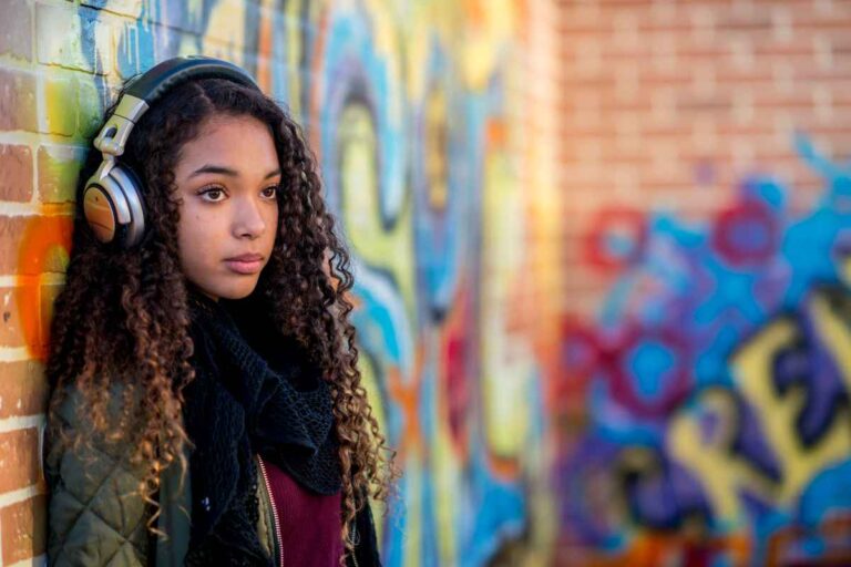 10 situaciones de riesgo en la adolescencia: Cómo identificarlas y prevenirlas 10 situaciones de riesgo en la adolescencia: Cómo identificarlas y prevenirlas